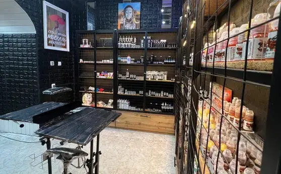 Магазин Київ, вул. Хрещатик, 46Б 1