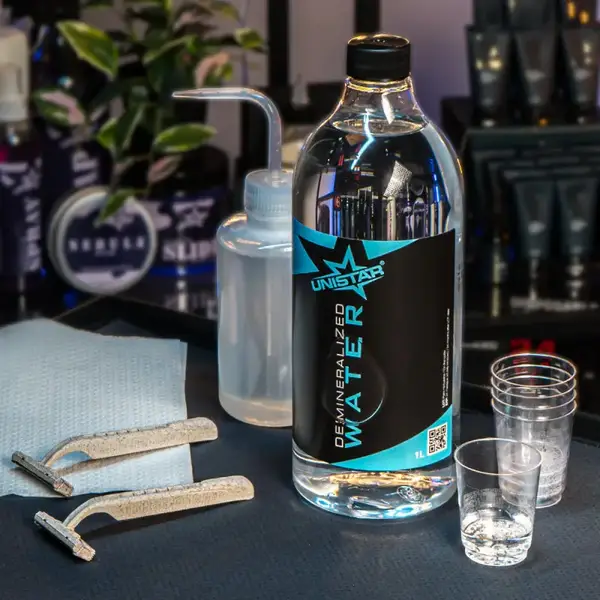 Демінералізована вода UNISTAR 1L 39311